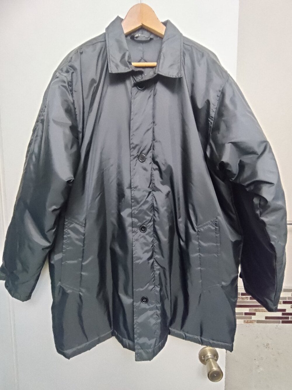 Haggar Black Label Men's SZ-M Nylon Coat/Jacket in BLACK, Like New